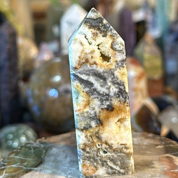 🔥SALE🔥 Sphalerite Druzy 4 Sided Crystal Point! - Picture 5 of 7